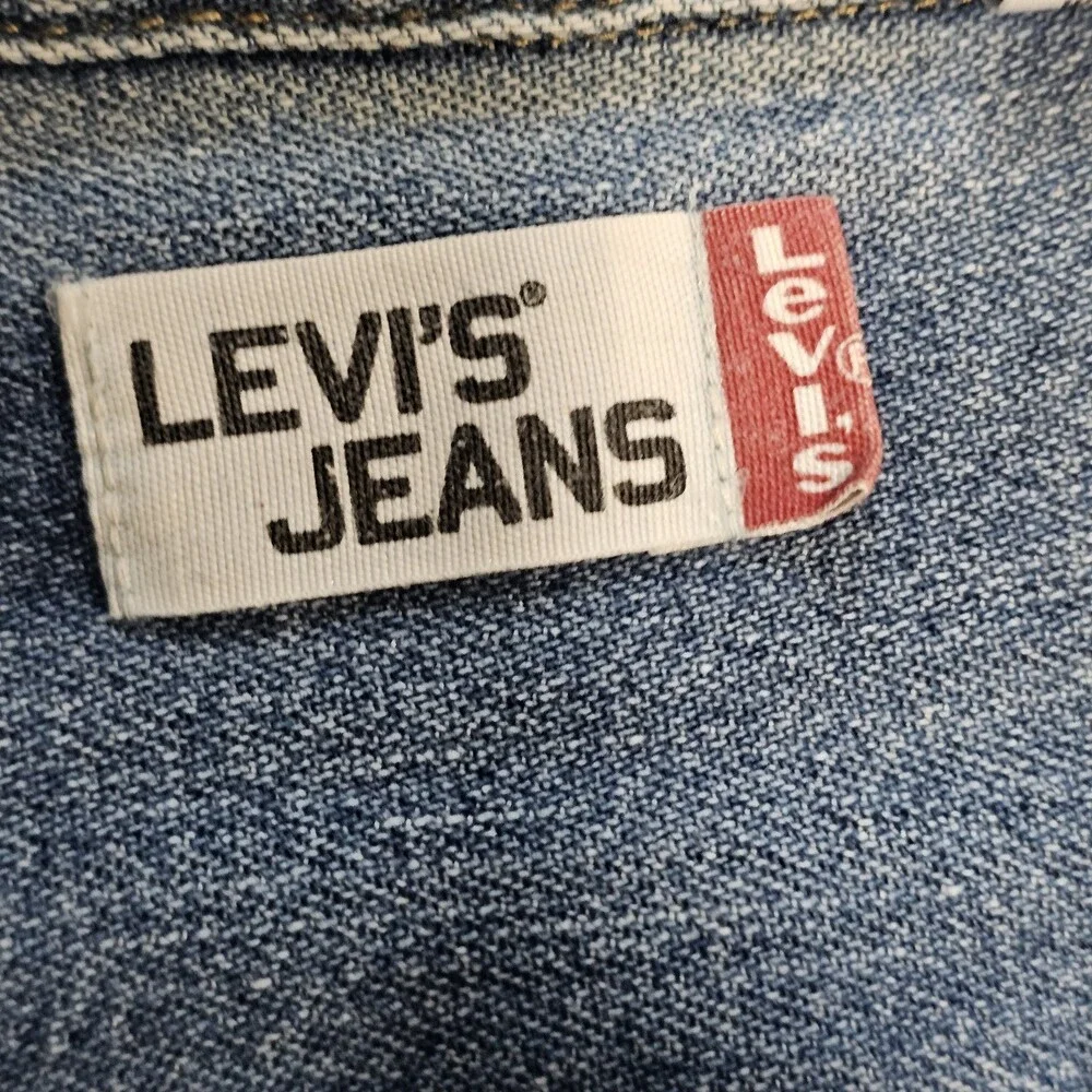 Levis Denim Shirt Mens L Light Wash Blue Button Up Long Sleeve Western Workwear